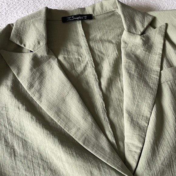 Shein two piece blazer & shorts set - Picture 5 of 5